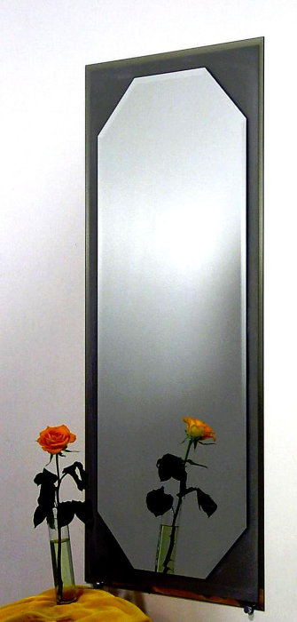 Прямоугольное зеркало со скошенными углами, комбинированное цветным стеклом и фацетом